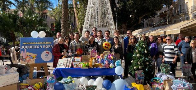 NNGG Región de Murcia recoge alrededor de 12.000 juguetes con su campaña solidaria de Navidad
